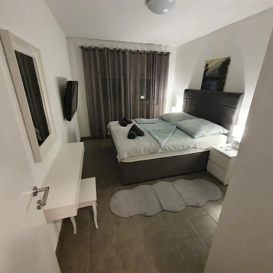 Villa Botic Trogir 0*,  Croatia