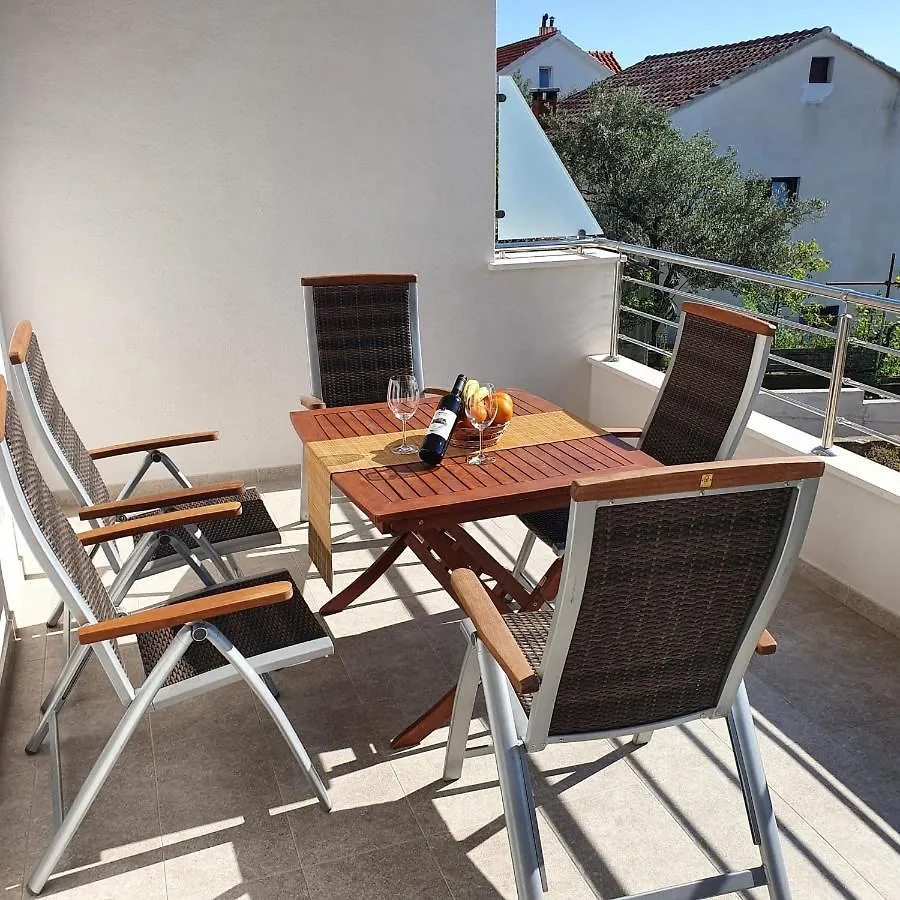 Villa Botic Trogir 0*,
